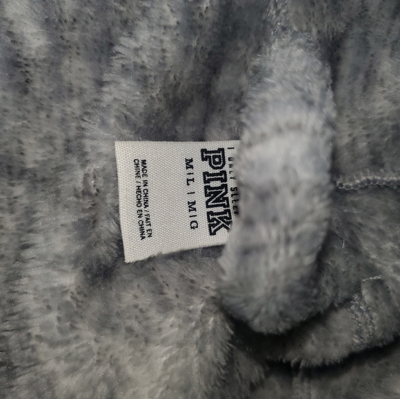 PINK Fleece Bling Robe - Picture 5 of 5